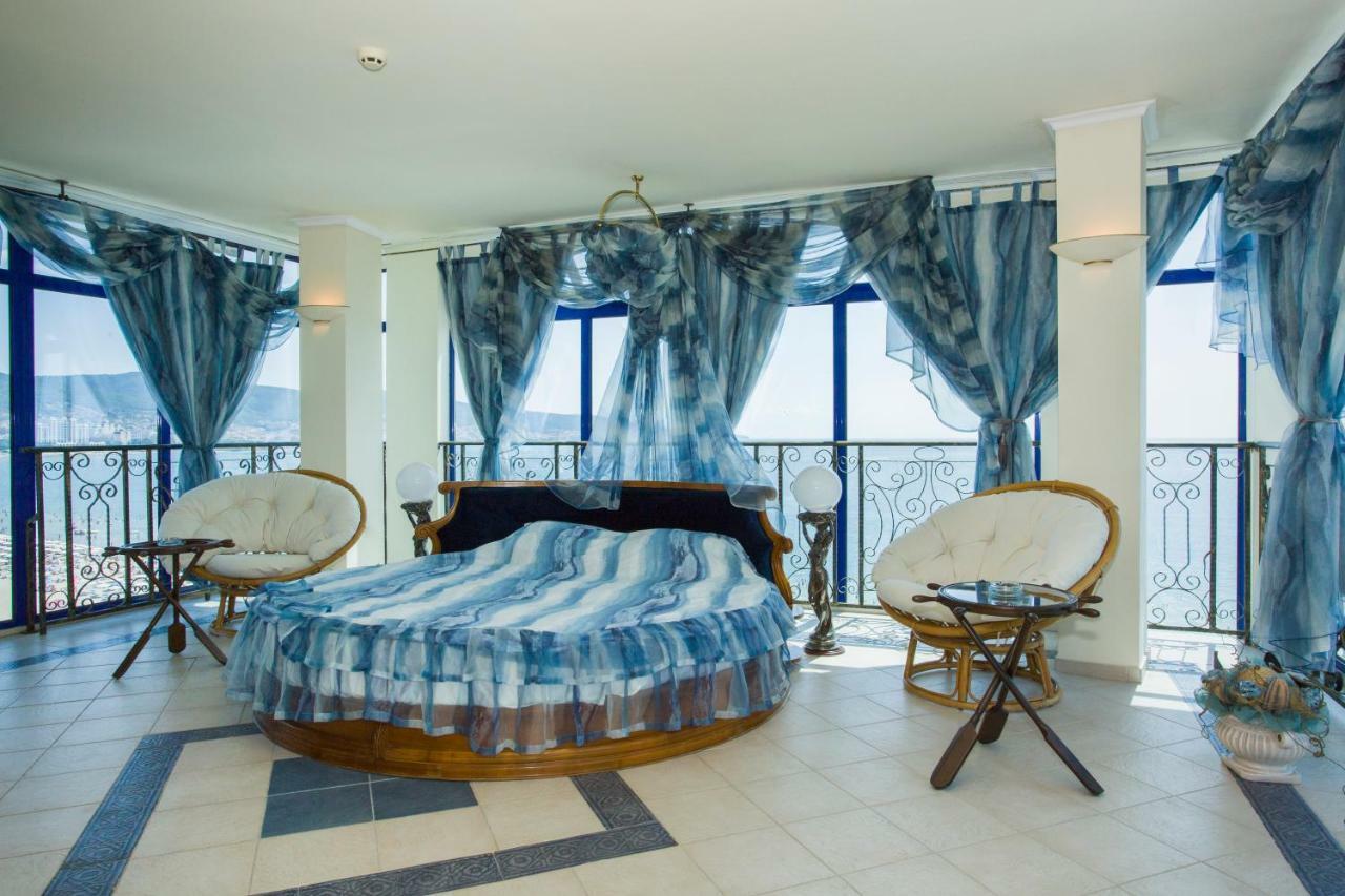 Appartamentino su 2 Livelli con Vista Mare (2 Adulti)